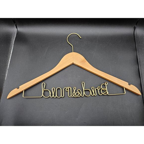 Wooden Bridesmaid Hanger Cursive Twisted Metal Wording Gold Tone Bridal Party - Picture 2 of 3